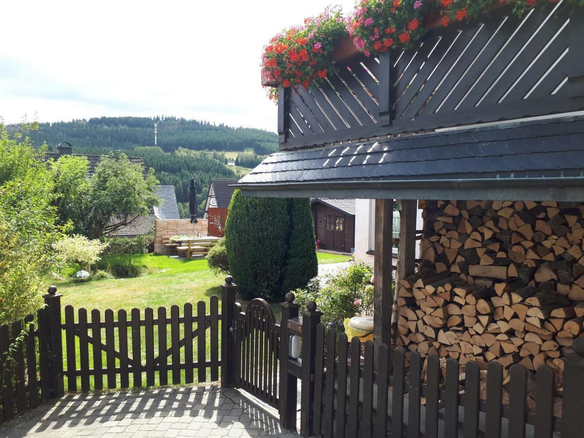 Ferienwohnungen Luge - Winterberg Exterior foto